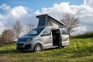 e-vanster-exterior-min